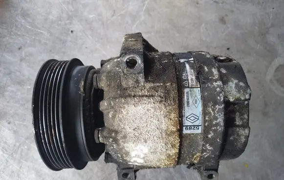 Renault Scenic I Air conditioning (A/C) compressor (pump) 7700103536