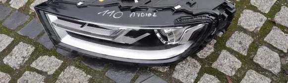 Audi Q7 4M Headlight/headlamp 4M0941005