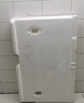 Trunk/boot floor carpet liner