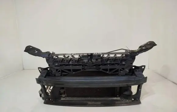 Seat Leon (5F) Front piece kit 