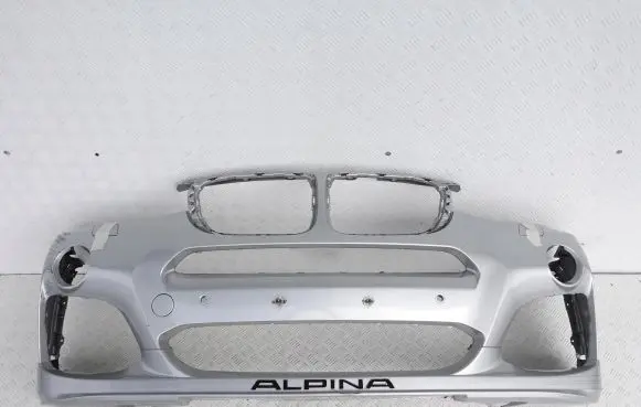 BMW X3 F25 Front bumper 4110029