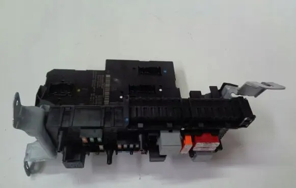 Mercedes-Benz E W212 Fuse box set A2129003822