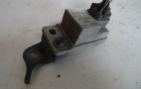 Toyota Avensis T250 Window wiper relay 8594205030