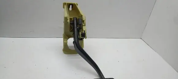 BMW 7 F01 F02 F03 F04 Brake pedal 6782665