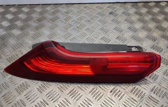 Honda CR-V Rear/tail lights W0706 DG10