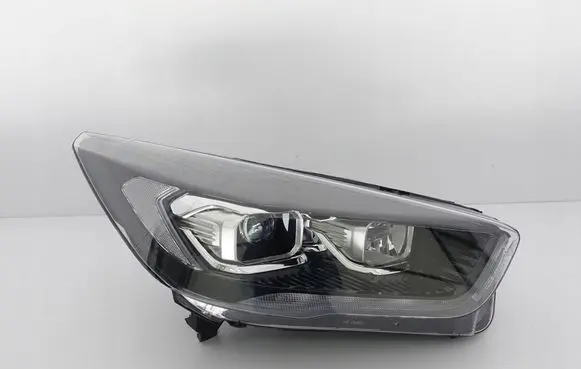 Ford Kuga II Headlight/headlamp GV4113D154EH