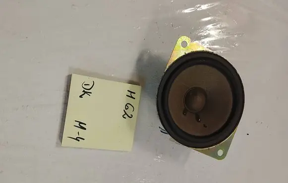Toyota Yaris Front door speaker 8616052030