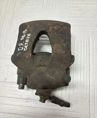 Skoda Octavia Mk2 (1Z) Front brake caliper 11810254171