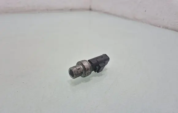 Citroen C4 I Air conditioning (A/C) pressure sensor 9647971280