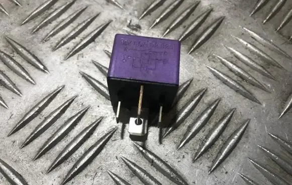 Renault Espace III Other relay 03525