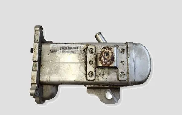 Ford Kuga I EGR valve cooler MM111BL V29004027
