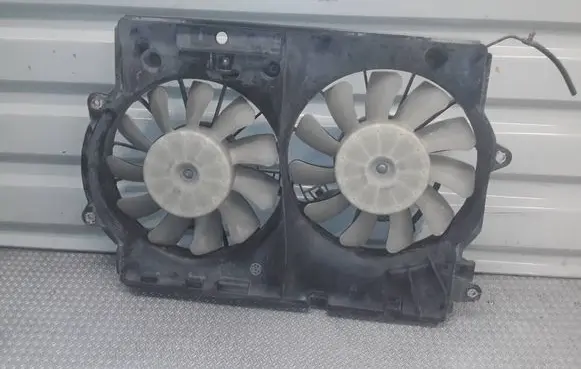 Lexus IS 220D-250-350 Electric radiator cooling fan 4227501620