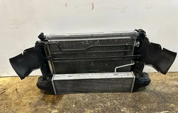 Mercedes-Benz SLK R172 Radiator set 67167
