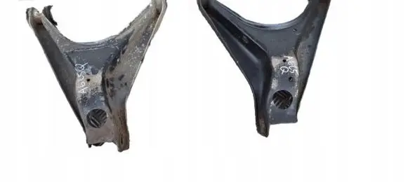 Volkswagen PASSAT B5 Rear control arm 4B0505311