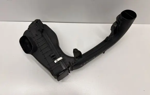 BMW 5 F10 F11 Air filter box 8573761 8573869 10991213