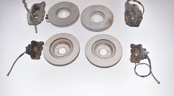 BMW 7 F01 F02 F03 F04 Brake discs and calipers set 6898731 6898732 34106898731