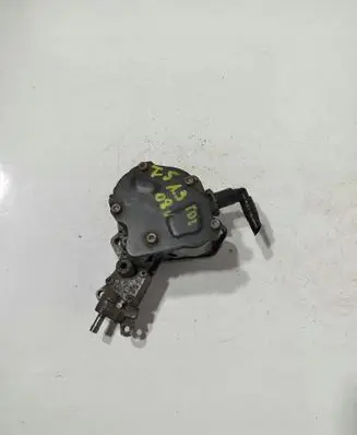 Volkswagen Multivan T5 Vacuum pump