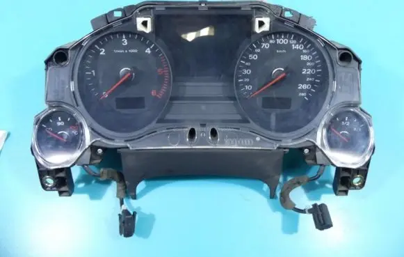 Audi A8 S8 D3 4E Speedometer (instrument cluster) 4E0920931C IMPRK1350883