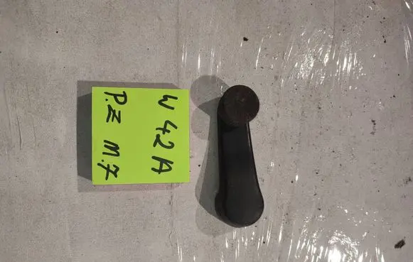Peugeot 307 Front door window winding handle 465564