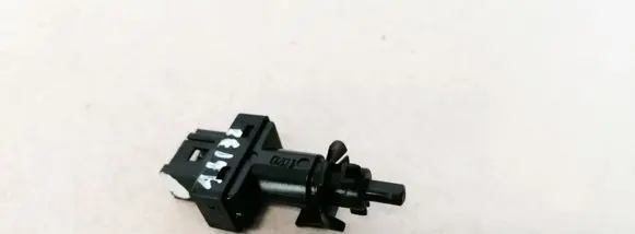 Mercedes-Benz C W203 Brake pedal sensor switch 0045452114