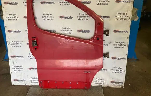 Door (2 Door Coupe)