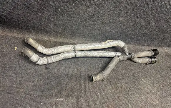Chevrolet Camaro Engine coolant pipe/hose 23296815 23296814