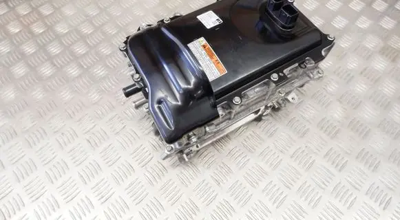 Toyota Yaris XP210 Voltage converter inverter G9200K0011