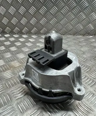 BMW X5 G05 Engine mount bracket 2987952 180923
