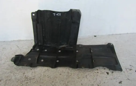 Suzuki Swift III Front underbody cover/under tray 7242252R0