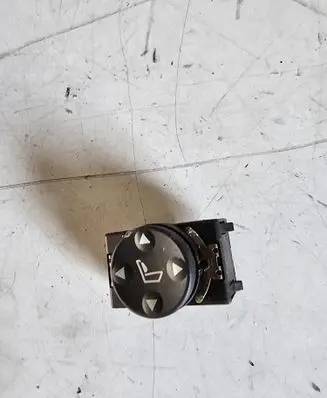 BMW 5 E39 Seat adjustment knob 8360877
