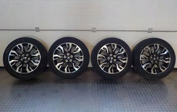 Mitsubishi Outlander R18 alloy rim 