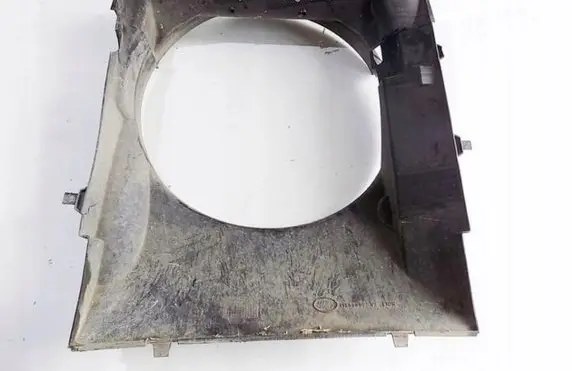 Land Rover Discovery 3 - LR3 Radiator trim 
