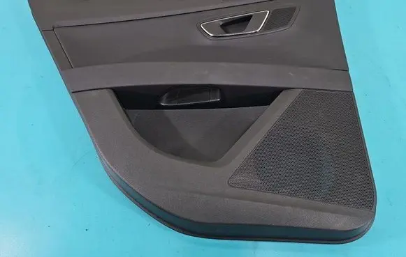 Seat Leon (5F) Coupe rear side trim panel 5F4867133L IMPRK1516683