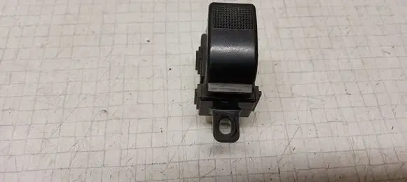 Mazda 6 Electric window control switch 3583J37