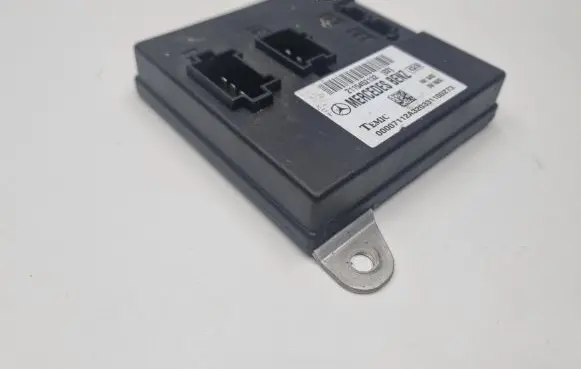 Mercedes-Benz E W211 Comfort/convenience module A2115452132 2115452132