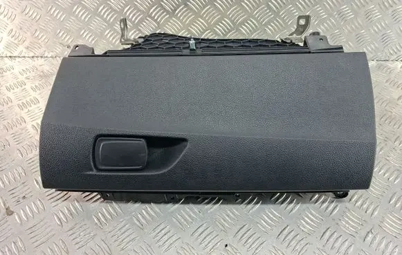 BMW 1 F20 F21 Glove box