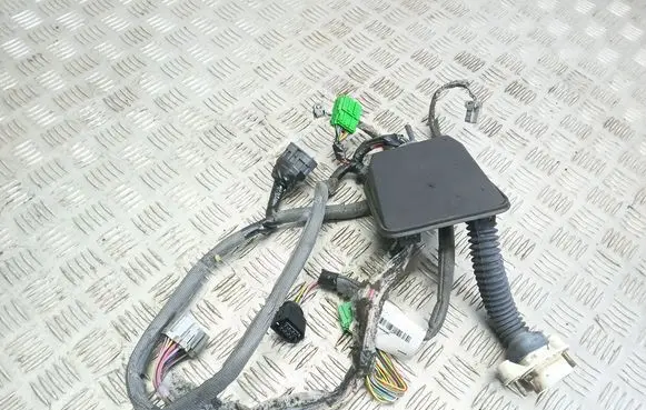 Volvo XC70 Front door wiring loom 8622441