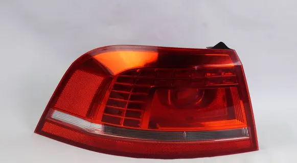 Volkswagen PASSAT B7 Rear/tail lights 3AF945309