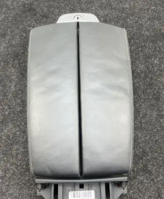 BMW 6 F06 Gran coupe Armrest 9241722 030101 0997724