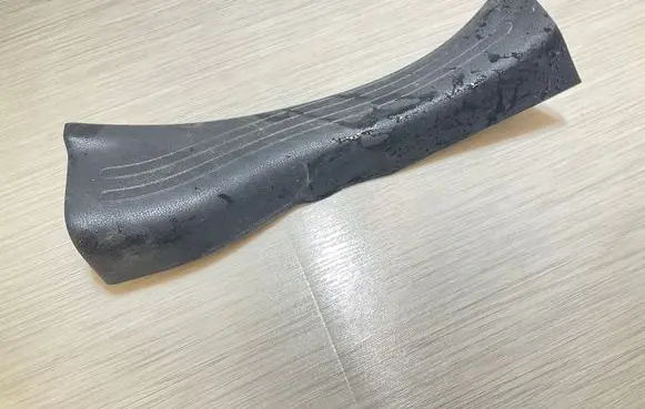 Nissan Juke I F15 Rear sill trim cover 769B71KA2A