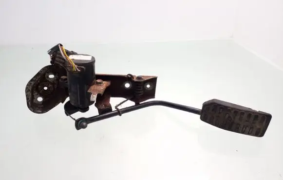 Nissan Almera N16 Accelerator throttle pedal 0281002425 092300571