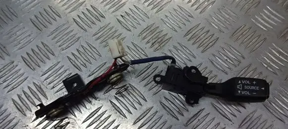 Mazda Premacy Multifunctional control switch/knob 138-0043