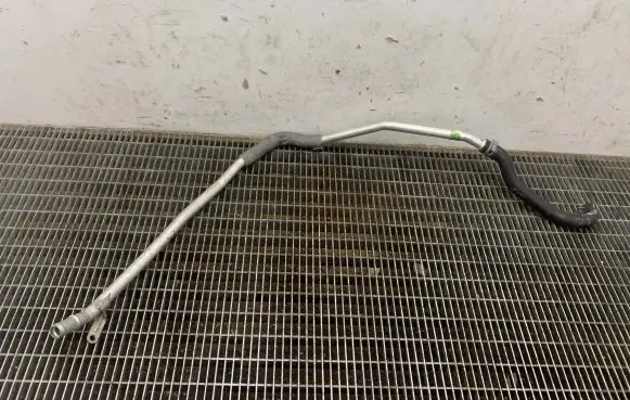 Mercedes-Benz C W204 Engine coolant pipe/hose