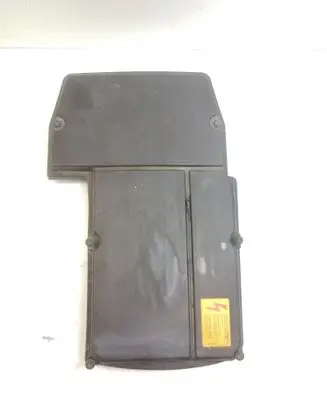 Mercedes-Benz C W204 Air filter box cover 