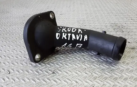 Skoda Octavia Mk1 (1U) Engine coolant pipe/hose 06A121121C 038121121D