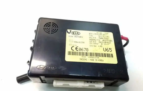 KIA Sportage Door central lock control unit/module 954003U651