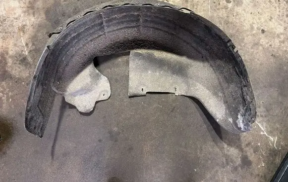 Volvo XC70 Rear arch fender liner splash guards 