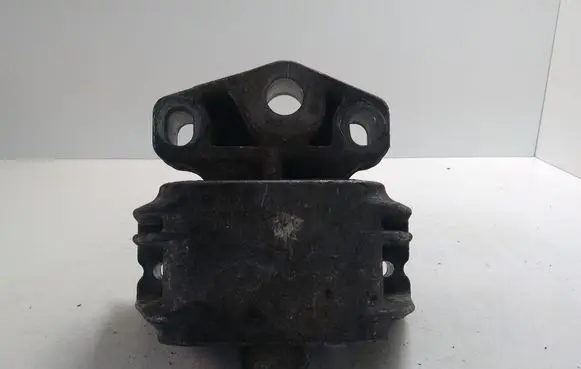 Ford Galaxy Engine mount bracket 7M3199555