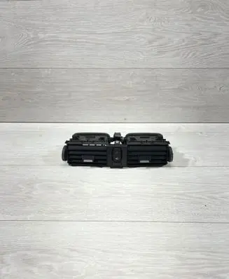 Dash center air vent grill