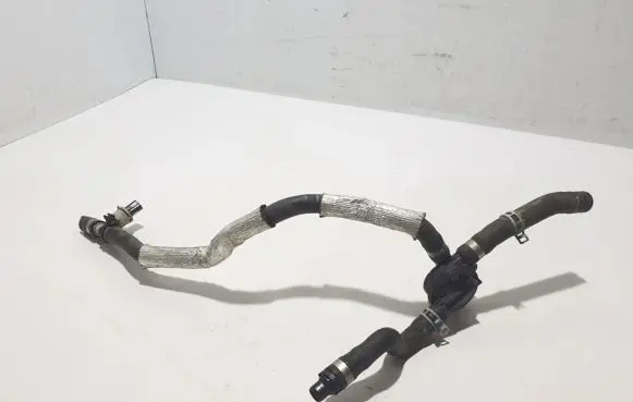 Volvo S90, V90 Engine coolant pipe/hose 32222172